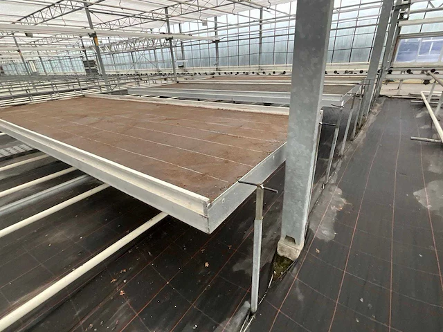 Aluminium kweektafel (4,50x1,63 mtr) (50x) - afbeelding 3 van  15
