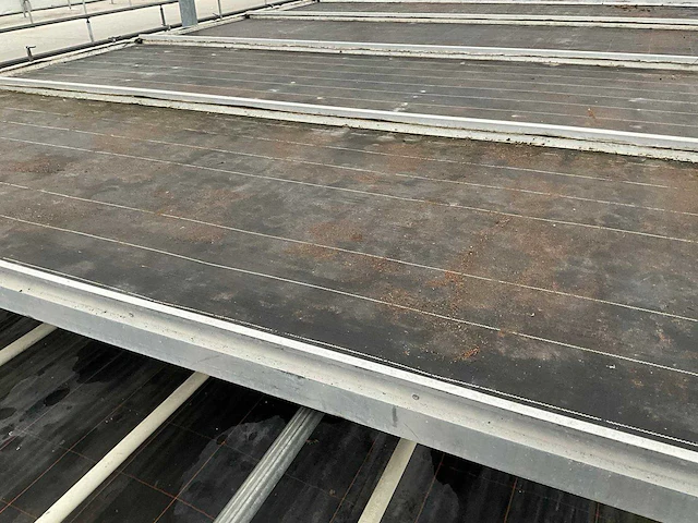 Aluminium kweektafel (4,50x1,63 mtr) (50x) - afbeelding 4 van  15
