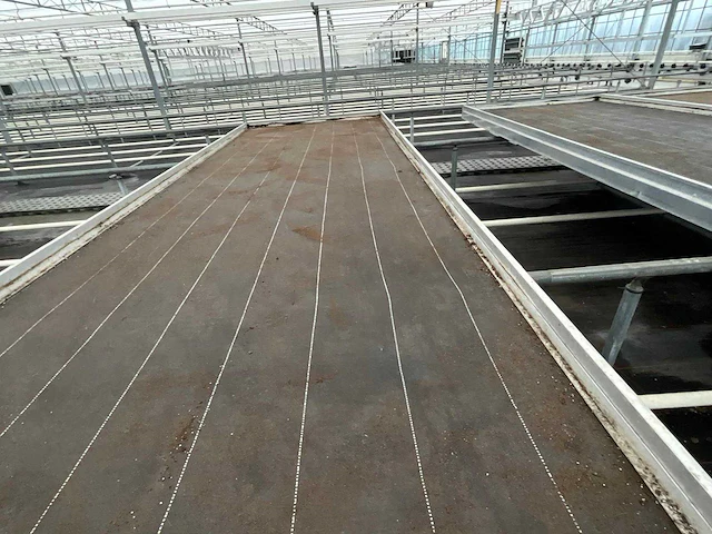Aluminium kweektafel (4,50x1,63 mtr) (50x) - afbeelding 11 van  15