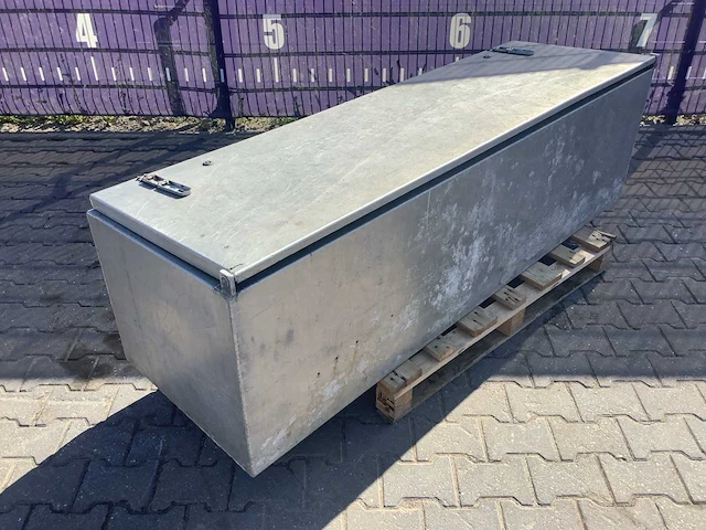 Aluminium opbergkist t.b.v. bedrijfswagen/pick-up - afbeelding 1 van  6