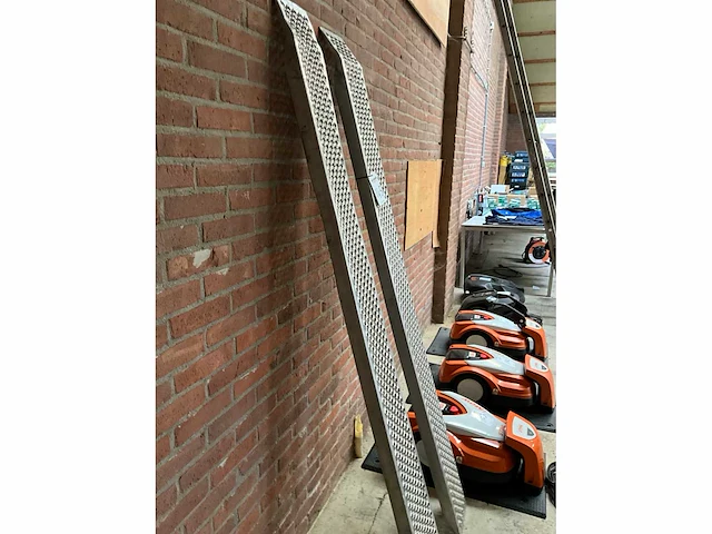 Aluminium oprijplank (2x) - afbeelding 4 van  5