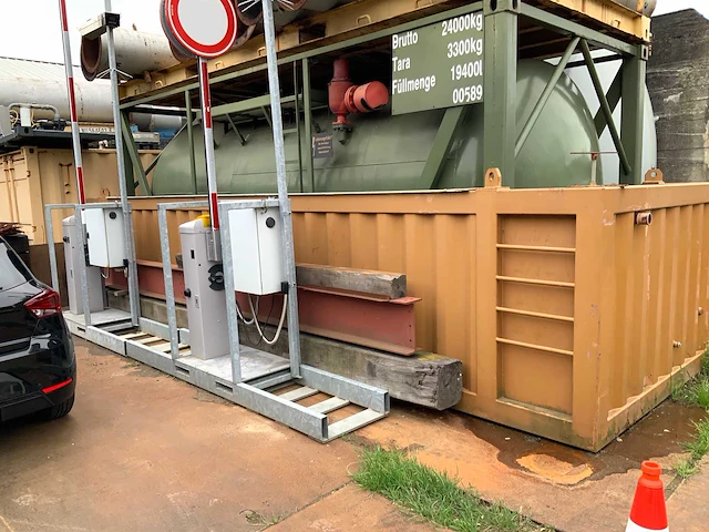 Aluminium opslagtank - afbeelding 10 van  16