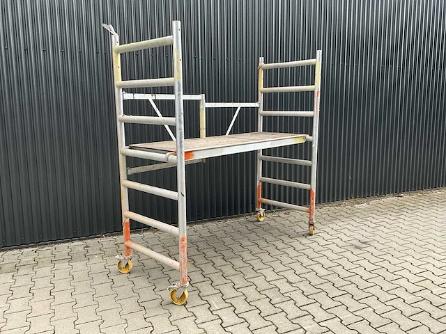 Aluminium opvouwbare - kamersteiger / rolsteiger - afbeelding 5 van  12