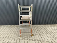 Aluminium opvouwbare - kamersteiger / rolsteiger - afbeelding 7 van  12