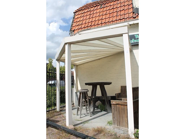 Aluminium overkapping hoekvorm v.v. verlichting en interne waterafvoer. afmeting 310 x 310 x 275 cm. let op... - afbeelding 2 van  5