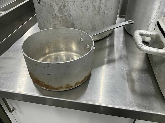 Aluminium pannen en braadslede (4x) - afbeelding 3 van  7
