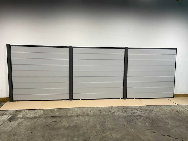 Aluminium schutting - lichtgrijs - 2856x181 cm - afbeelding 1 van  5