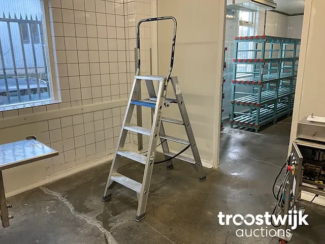 Aluminium trap - afbeelding 1 van  2