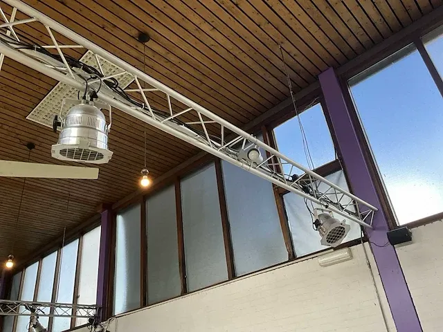 Aluminium trus inclusief verlichting - afbeelding 7 van  7