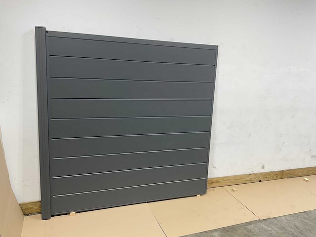 Aluminium tuinscherm - antraciet - 181,5x181,5 cm (15x) - afbeelding 2 van  4
