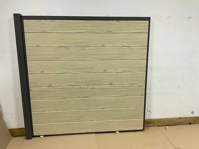 Aluminium tuinscherm - houtlook eiken - 181,5x181,5 cm (10x) - afbeelding 2 van  5