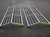 Aluminium valbescherming dakgoot - 2 stuks - afbeelding 1 van  5