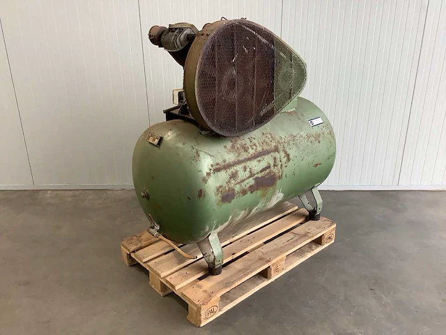 Alup hl-1050-e2 luchtcompressor - afbeelding 1 van  9