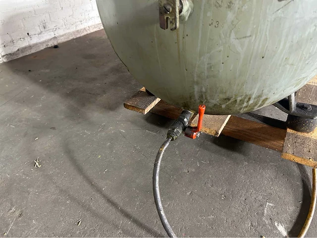 Alup zkv 400 zuigercompressor - afbeelding 9 van  12