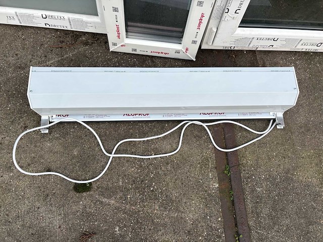 Aluplast - kozijnen & rolluik (7x) - afbeelding 5 van  12