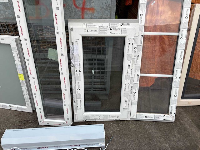 Aluplast - kozijnen & rolluik (7x) - afbeelding 8 van  12