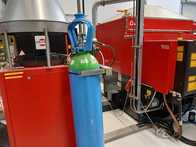 Amada - 2002 - quattro - lasersnijmachine - afbeelding 8 van  11