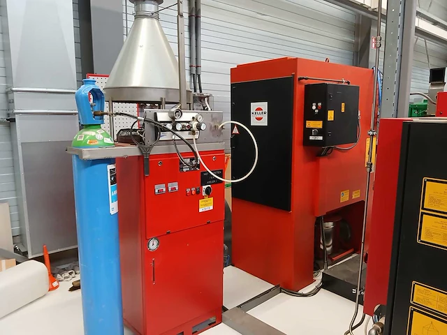 Amada - 2002 - quattro - lasersnijmachine - afbeelding 9 van  11