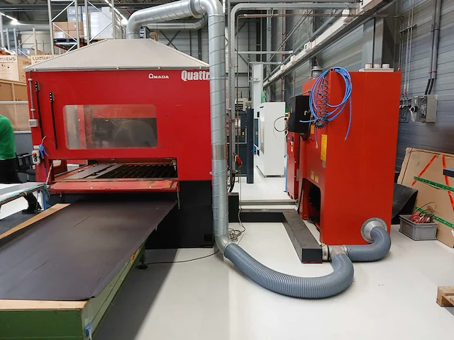 Amada - 2002 - quattro - lasersnijmachine - afbeelding 10 van  11