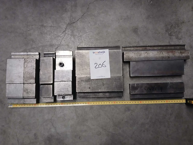 Amada - divers - kantbank gereedschap - afbeelding 1 van  7