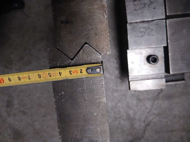 Amada - divers - kantbank gereedschap - afbeelding 5 van  7