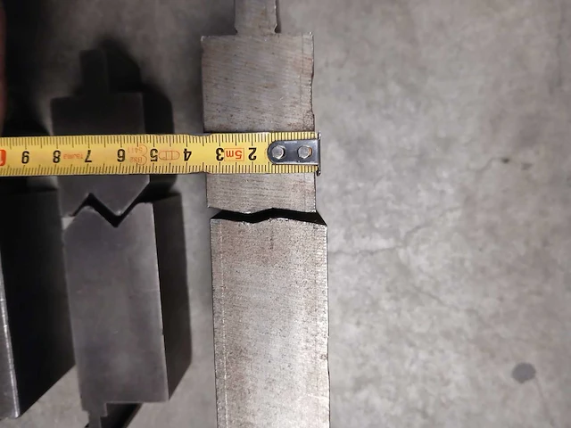 Amada - divers - kantbank gereedschap - afbeelding 7 van  7