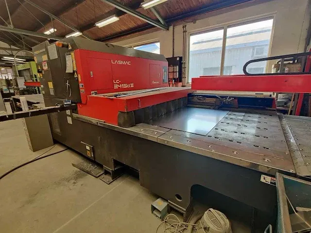Amada - lc 2415 a3 - lasersnijmachine - afbeelding 9 van  16
