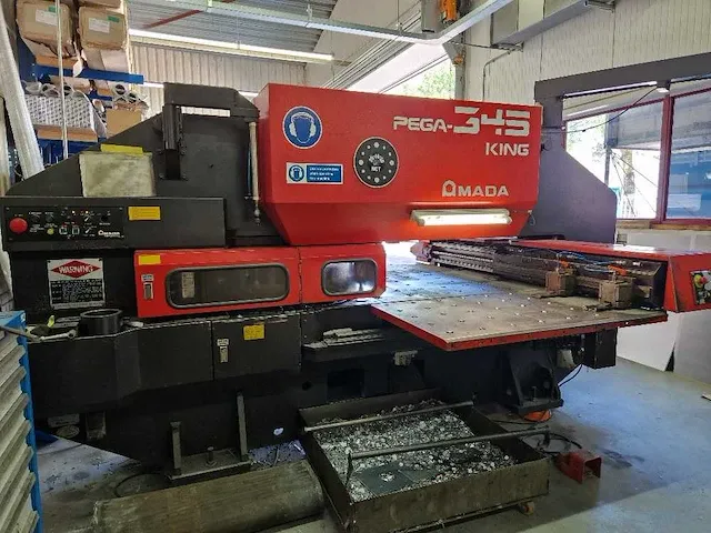 Amada - pega 345 - pons-nibbelmachine - 1986 - afbeelding 5 van  12