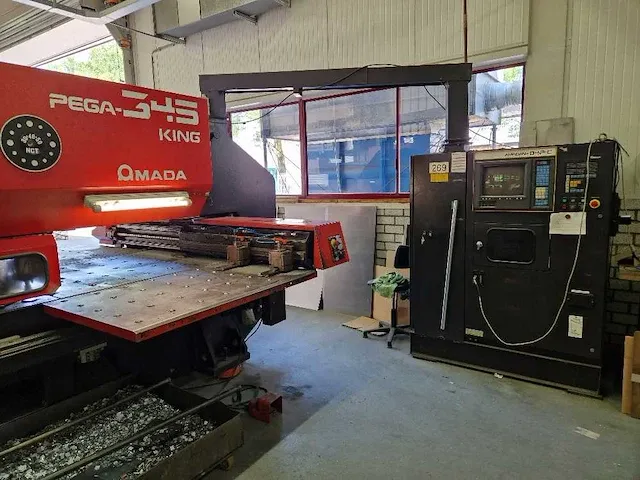 Amada - pega 345 - pons-nibbelmachine - 1986 - afbeelding 6 van  12