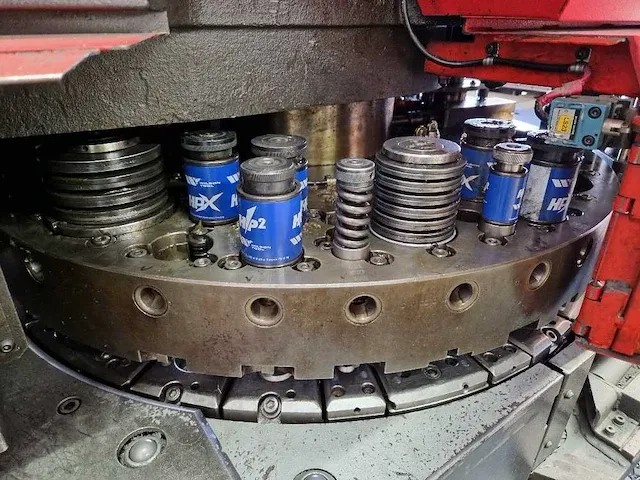 Amada - pega 345 - pons-nibbelmachine - 1986 - afbeelding 8 van  12