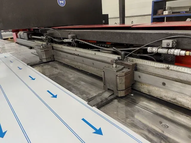 Amada - vipros 368 queen - punch nibbling machines - afbeelding 3 van  12