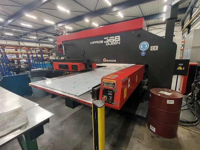 Amada - vipros 368 queen - punch nibbling machines - afbeelding 1 van  12