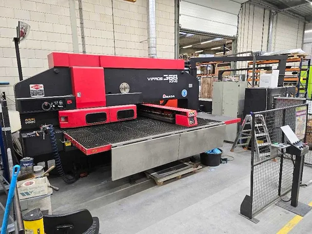 Amada - vipros king 368 - pons-nibbelmachine - 1997 - afbeelding 1 van  12