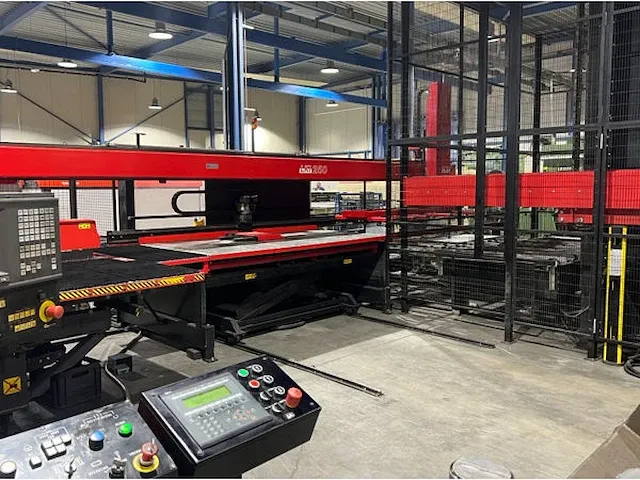 Amada vipros 2510 king pons-nibbelmachine - afbeelding 9 van  21