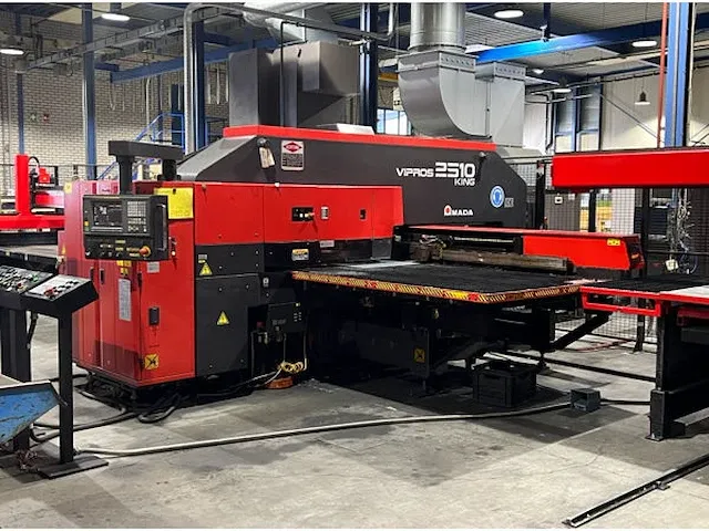 Amada vipros 2510 king pons-nibbelmachine - afbeelding 1 van  21