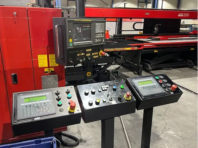 Amada vipros 2510 king pons-nibbelmachine - afbeelding 13 van  21