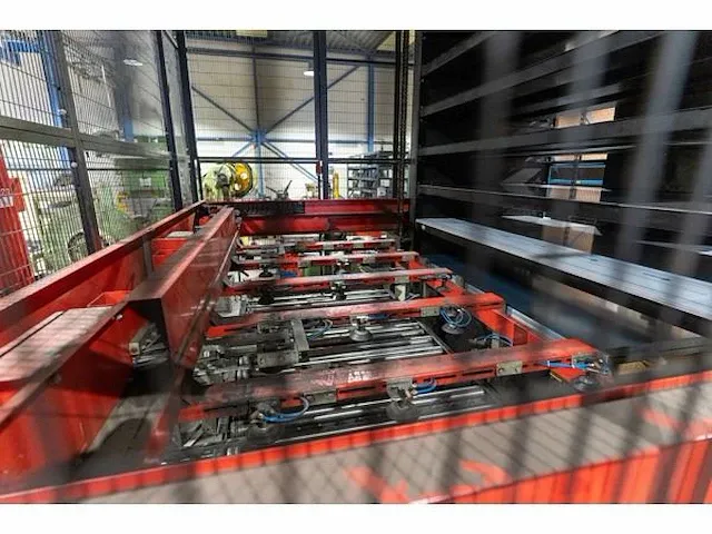 Amada vipros 2510 king pons-nibbelmachine - afbeelding 17 van  21
