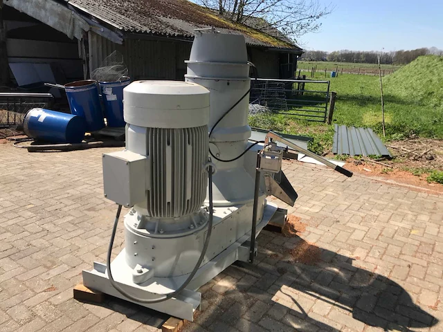 Amandus kahl - 500 - brokkenpers machine - afbeelding 3 van  10