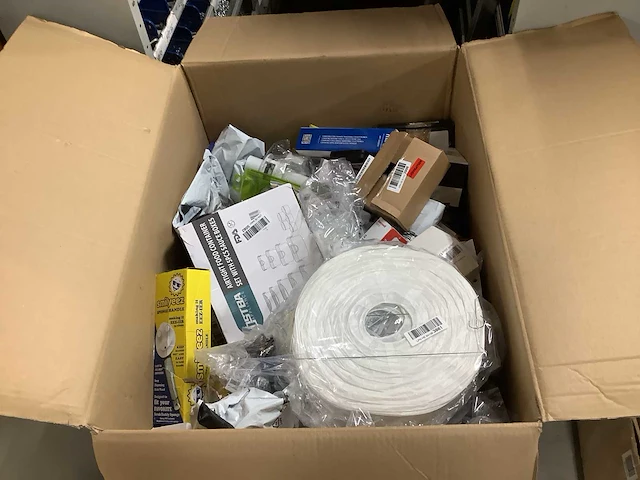 Amazon retourgoederen - afbeelding 3 van  3