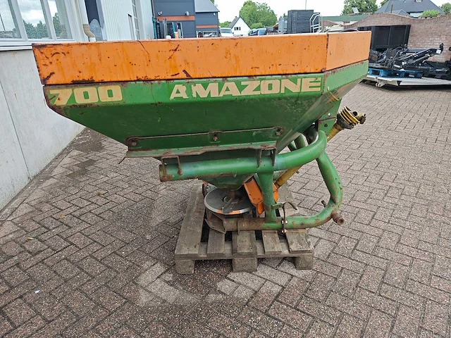 Amazone - za-oc - kunstmeststrooier - afbeelding 12 van  14