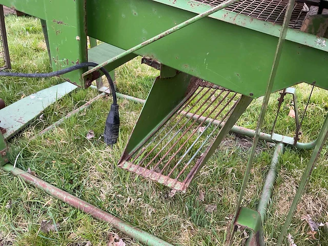 Amazone bk3 aardappel sorteermachine - afbeelding 11 van  11