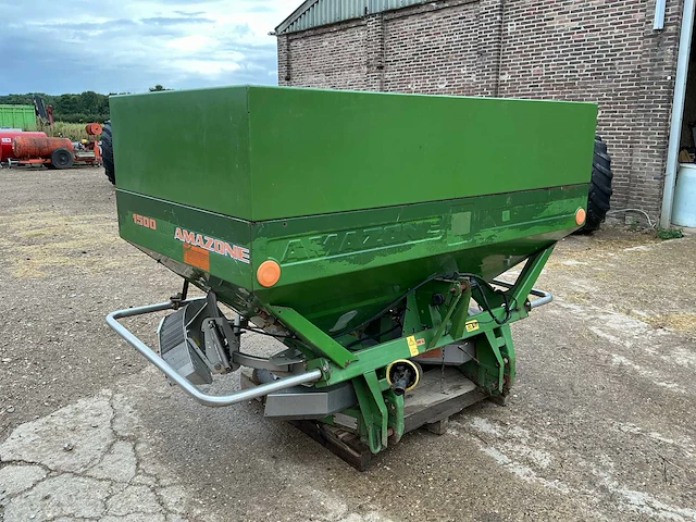 Amazone za-m max 1500 kunstmeststrooier - afbeelding 14 van  20