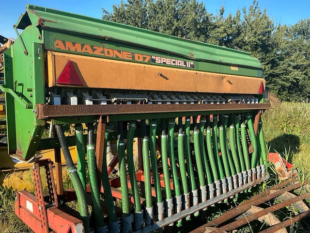 Amazonen-werke d7 special zaaimachine - afbeelding 2 van  21
