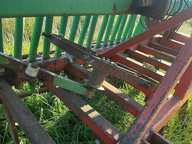 Amazonen-werke d7 special zaaimachine - afbeelding 11 van  21