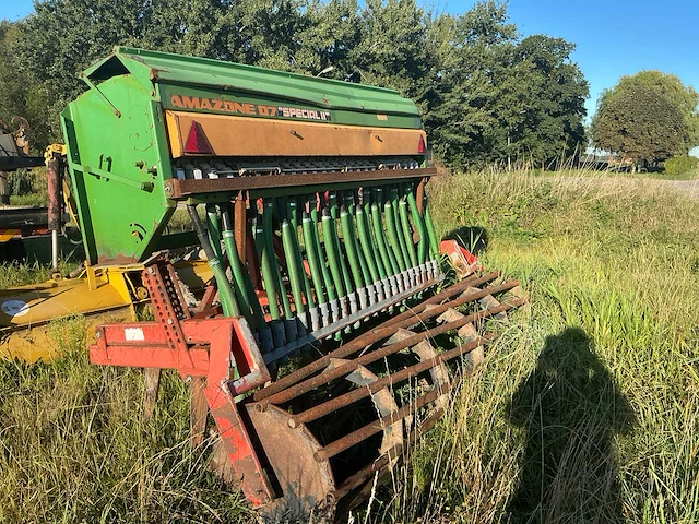 Amazonen-werke d7 special zaaimachine - afbeelding 15 van  21