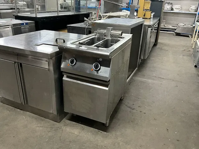 Ambach 8ef2/50 dubbele friteuse - afbeelding 1 van  7