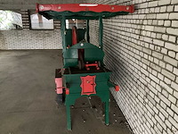 Ambachtelijke scharen/ messen slijper antiek - afbeelding 4 van  8