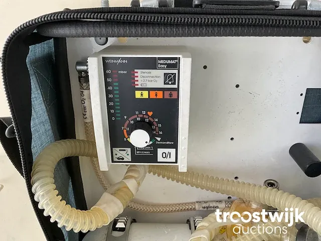 Ambulance - afbeelding 5 van  20