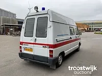 Ambulance - afbeelding 14 van  20