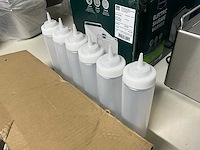 Amc kunststof bekers en sausflessen (56x) - afbeelding 6 van  6